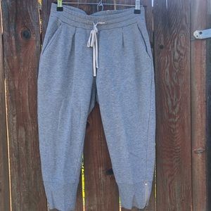 Uniqlo Cropped Joggers